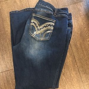 Women’s plus jeans
